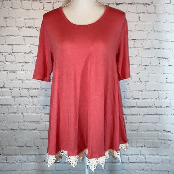 Umgee Salmon Embroidered Hem Tunic - Picture 1 of 9